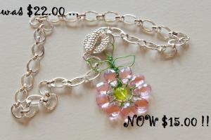 clear-pink-flower-petals-necklace-sale-sign2