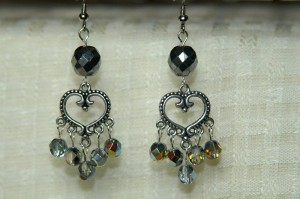 dark-silver-sparkles-earrings